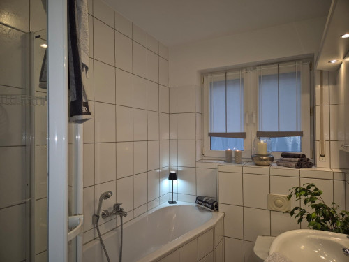 Neat & wonderful suite in Hagen - Gallery - 8