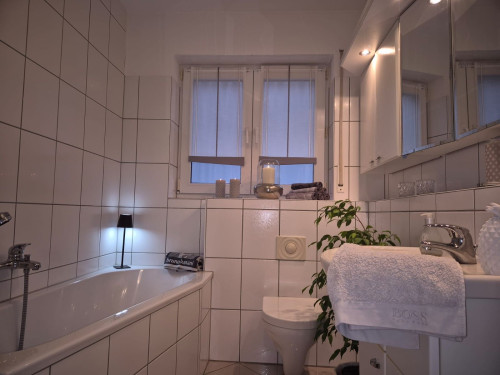 Neat & wonderful suite in Hagen - Gallery - 9