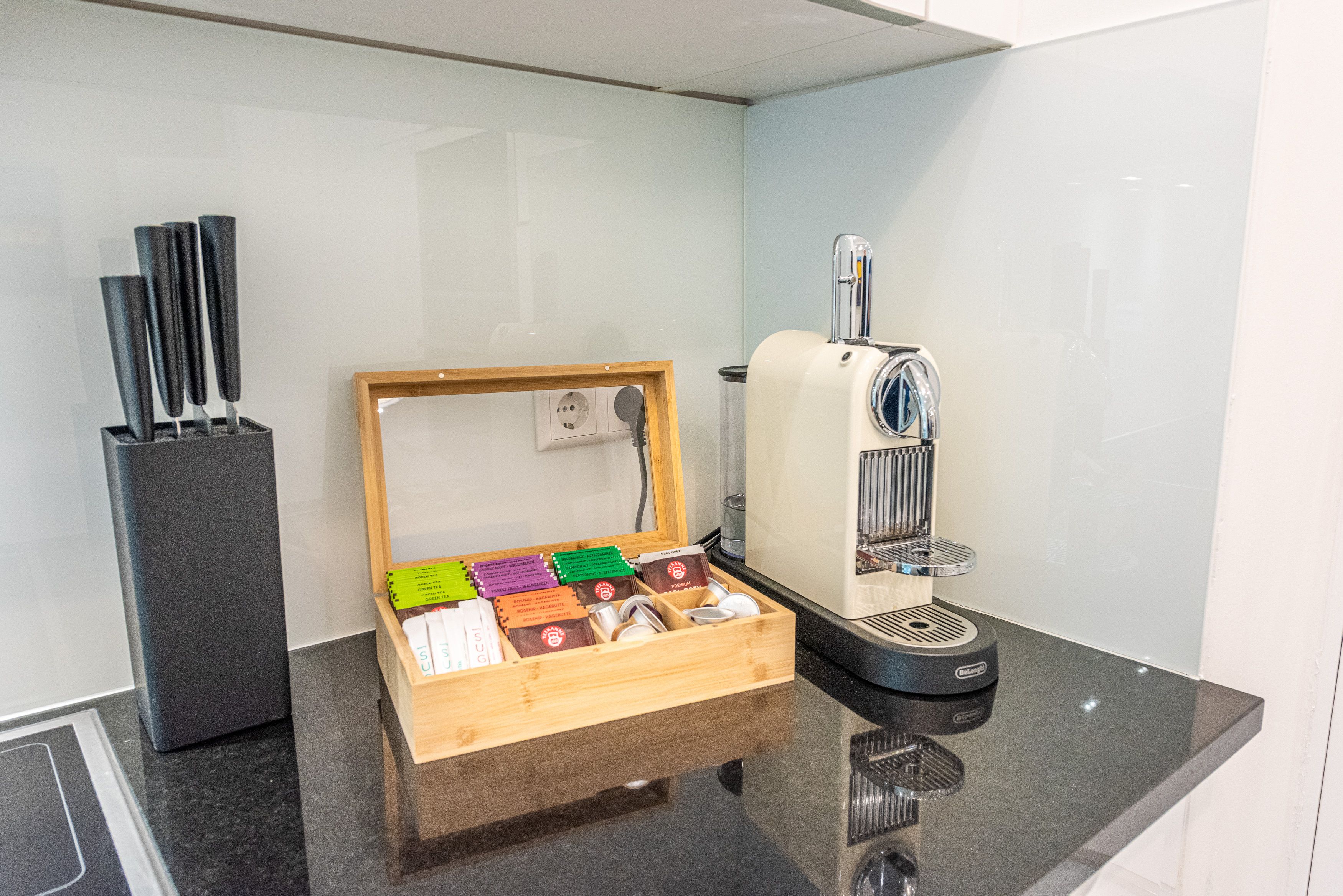 VIVID: Luxury Apartment|Central|Modern|Bathtub|2 Park Lots|Ground Floor - VIVID: Luxury Apartment|central|modern|bathtub|2 park lots|ground floor - Gallery - 19