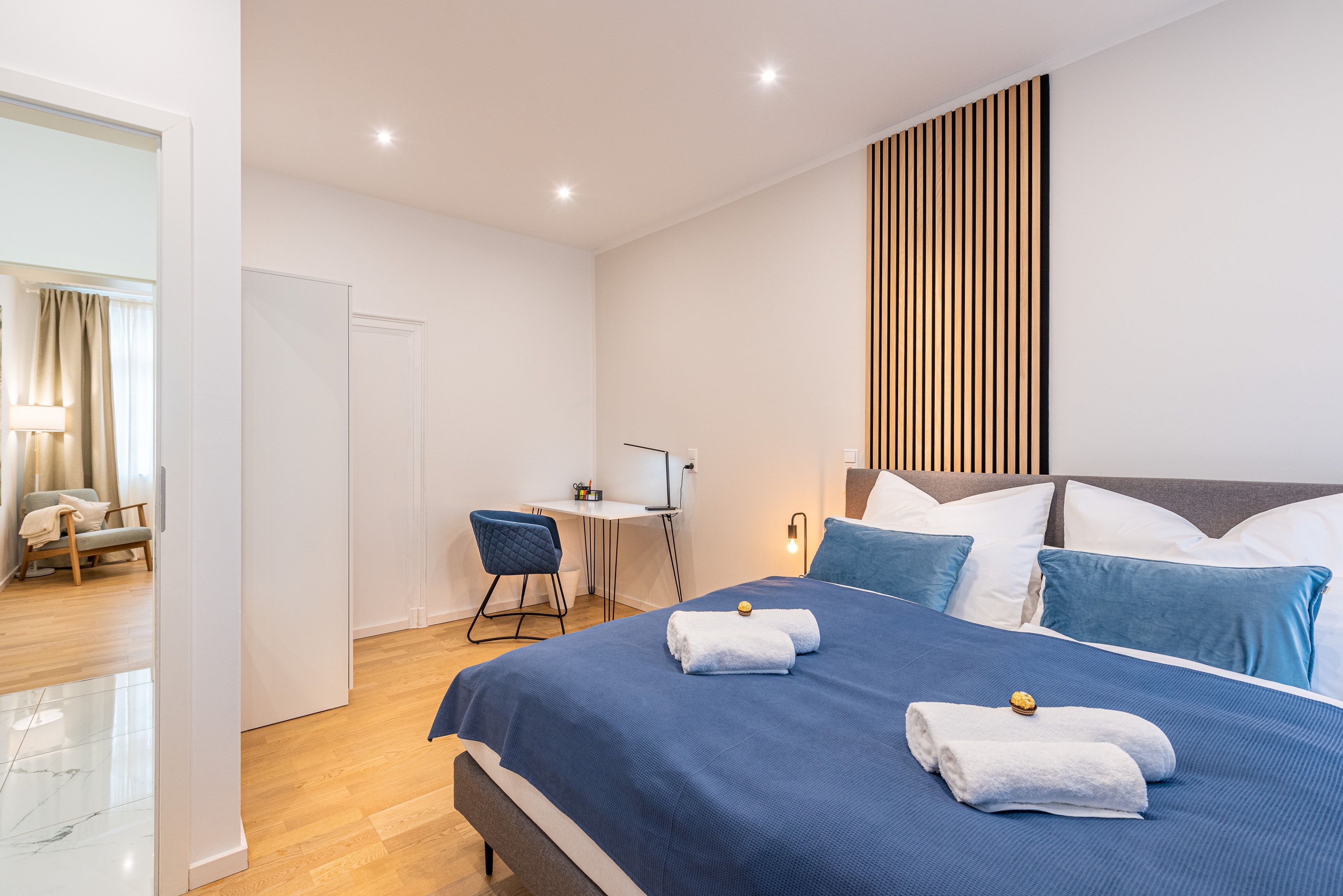 VIVID: Luxury Apartment|Central|Modern|Bathtub|2 Park Lots|Ground Floor - VIVID: Luxury Apartment|central|modern|bathtub|2 park lots|ground floor - Gallery - 10