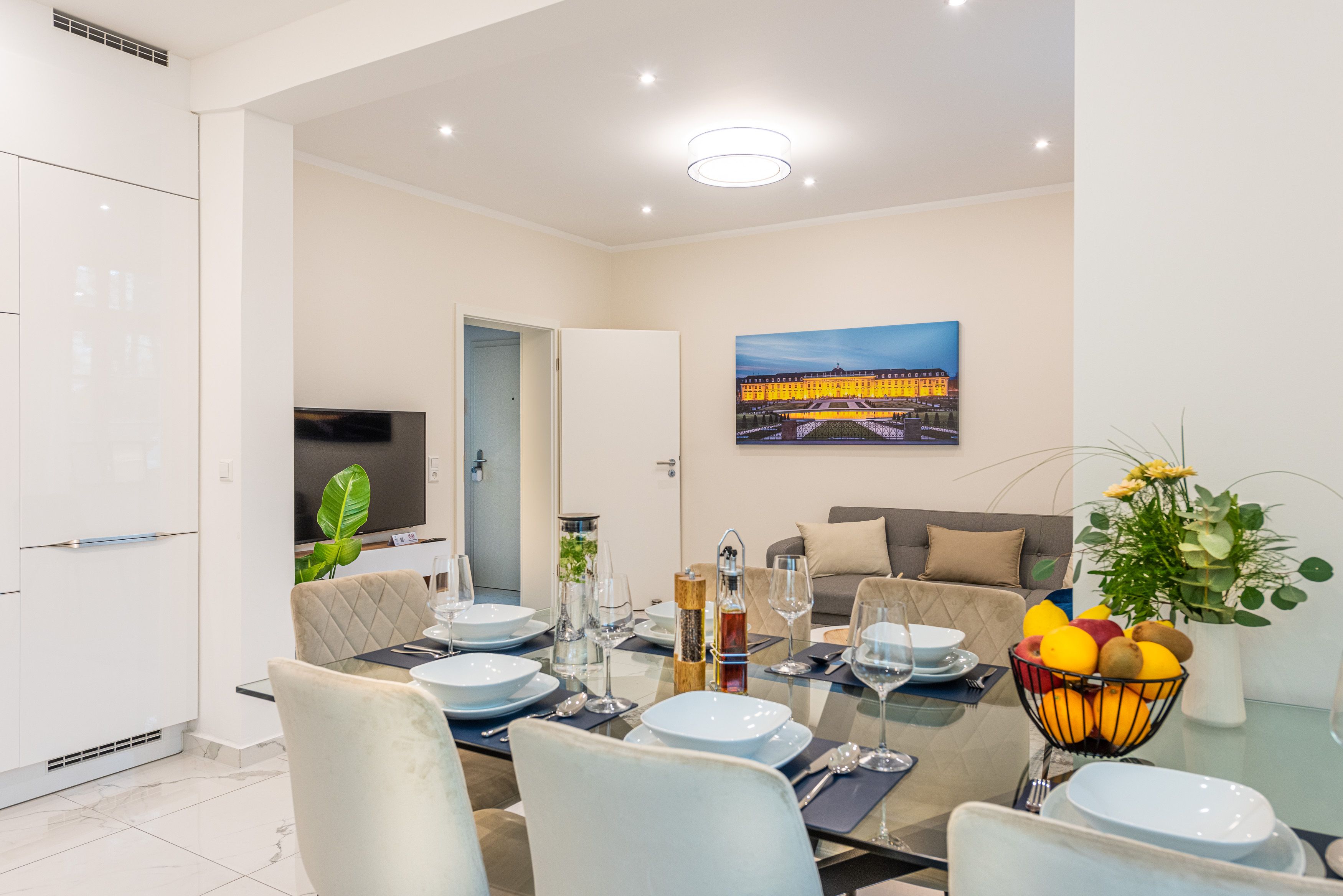  VIVID: Luxury Apartment|Central|Modern|Bathtub|2 Park Lots|Ground Floor  -  VIVID: Luxury Apartment|central|modern|bathtub|2 park lots|ground floor  - Gallery -  16