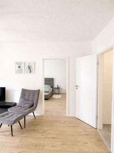 Premium Furnished City Center Apartment in Mannheim T6 – 53 sqm, Newly Renovated, Home Office & Free WiFi for up to 3 people - Gallery - 6