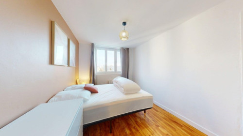 Furnished shared apartment of 61.0m2
