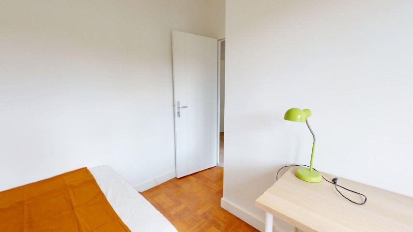 Single Room (2) - Furnished shared apartment of 115.89m2 - Gallery - 2
