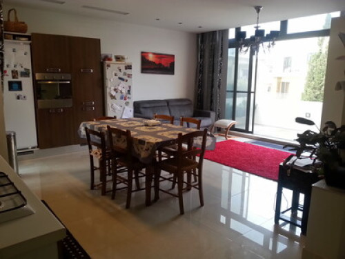 Comfortable Room in Central Malta  - Gallery -  5