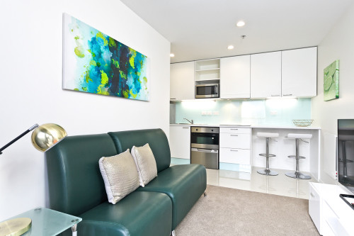 421 Queen Street – 903