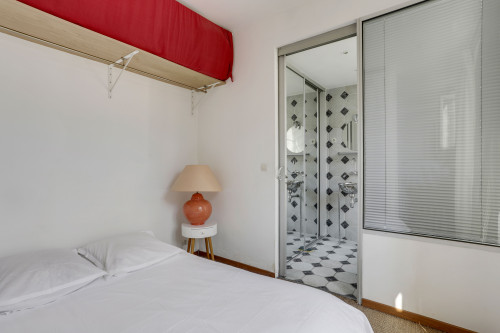 Lovely parisian apt for 2 persons