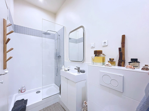 Architect-designed apartment – Le Marais