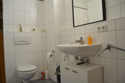 Zentral Stilvolle zwei Zimmer Wohnung, Centrally located, stylish two-room apartment - Gallery - 14