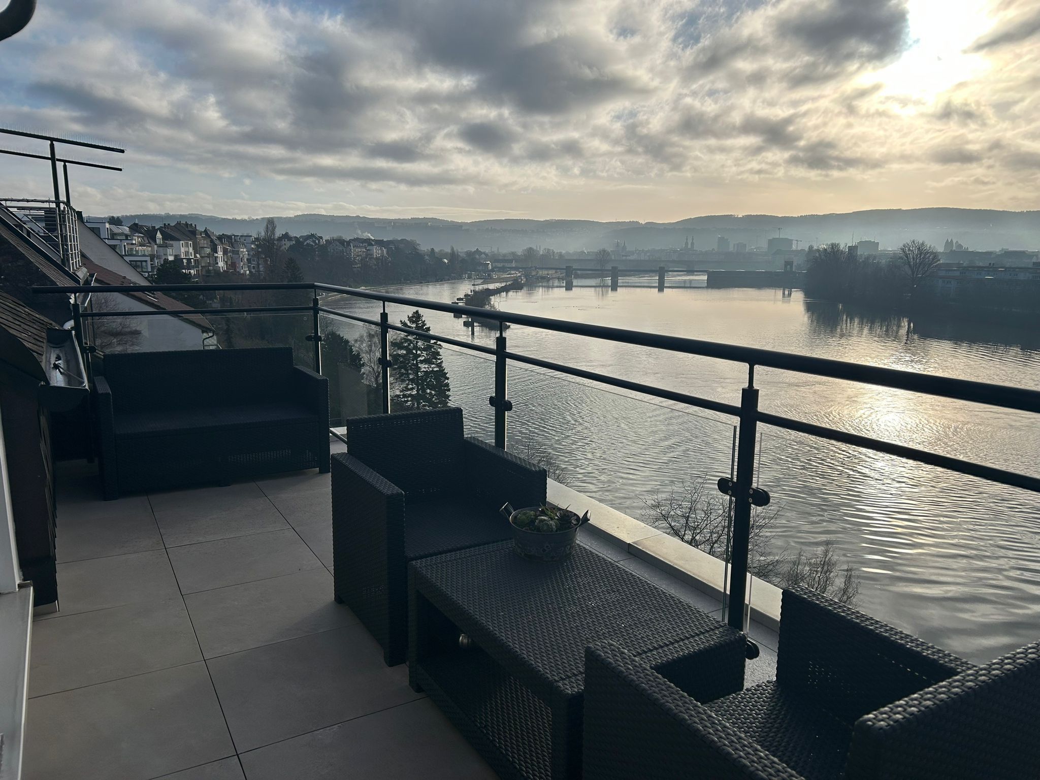  Spacious, Cute Flat Located In Koblenz  -  Spacious, cute flat located in Koblenz  - Gallery -  3