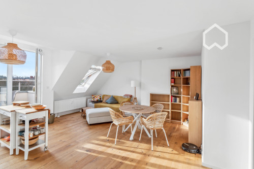 Stunning Rooftop Oasis – Modern, Cozy & Pet-Friendly Flat in Berlin