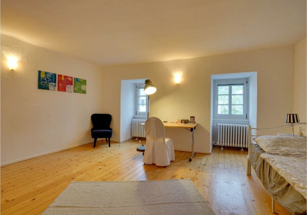  Stylish Living In A Historic Building – Centrally Located In Bad Honnef, Apart. Drachenblick  -  Stylish living in a historic building – centrally located in Bad Honnef, Apart. Drachenblick  - Gallery -  7