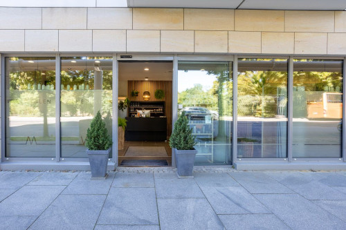 High-quality studio in the centre of Dresden with balcony, 15 minutes walk from the main station