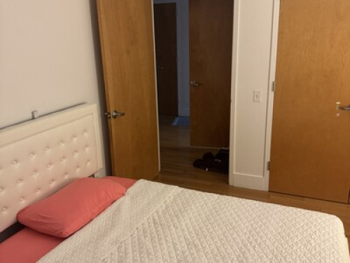  Modern Private Room Near NYC – Sa