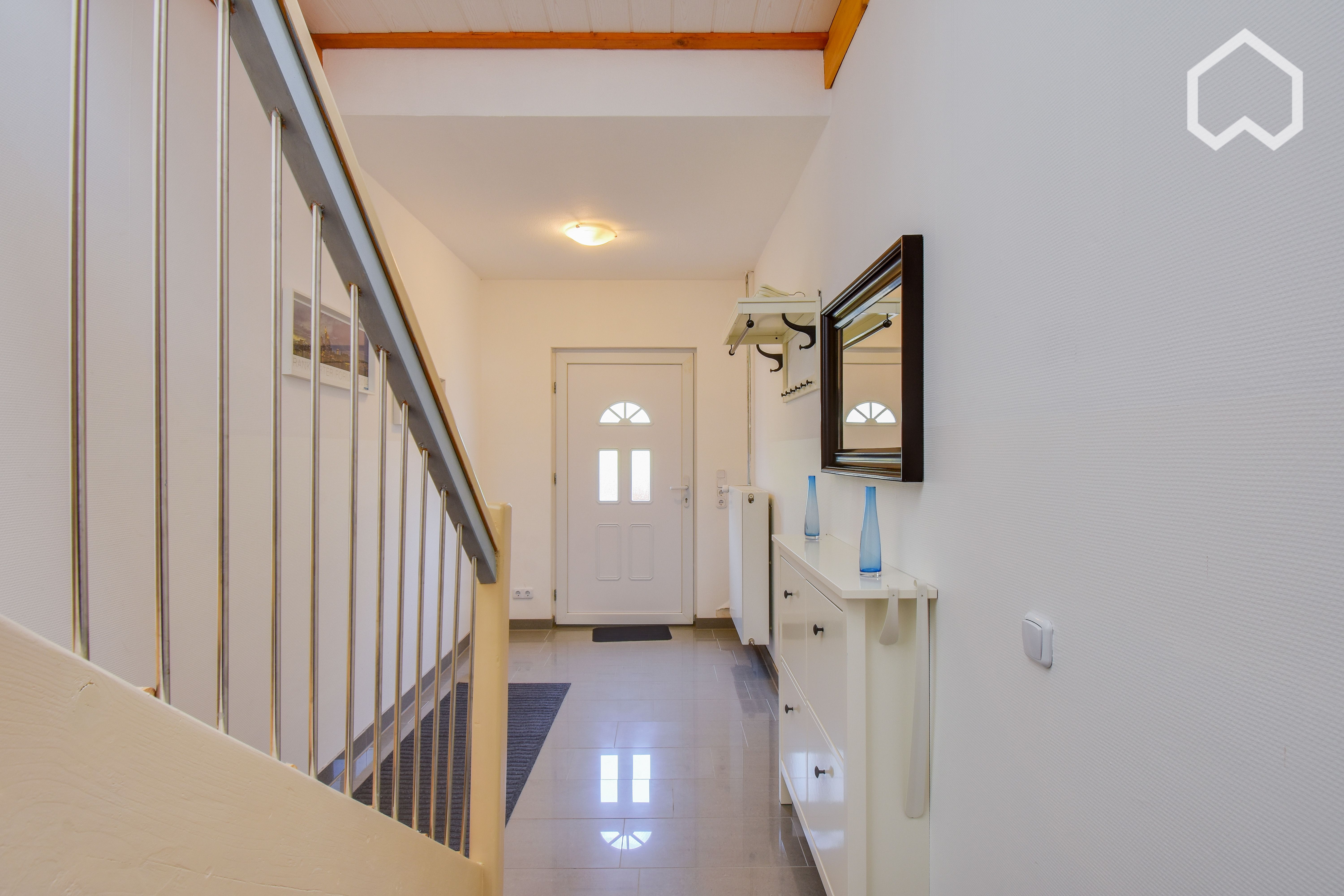 Gorgeous And Modern Apartment, Perfect Location - 3