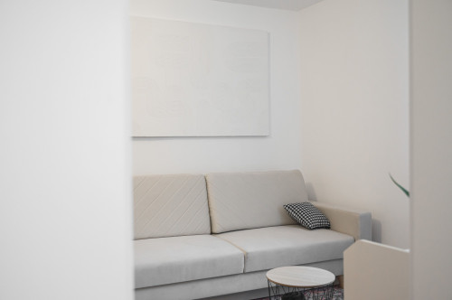 Elegant city apartment