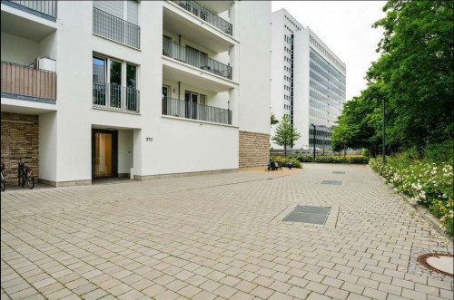 Modern Living with Private Office & Superb Connectivity - Gallery - 2