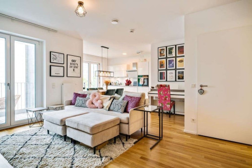 Modern Living with Private Office & Superb Connectivity - Gallery - 6