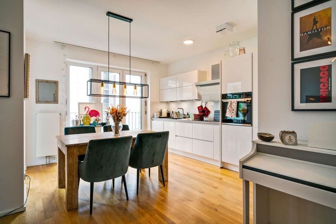 Modern Living With Private Office & Superb Connectivity - 7