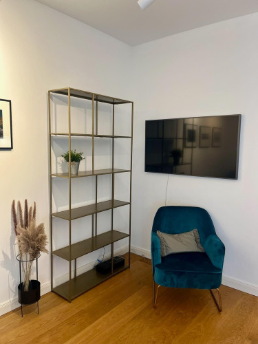 Furnished luxury apartment in Düsseldorf city center in a quiet courtyard-facing location