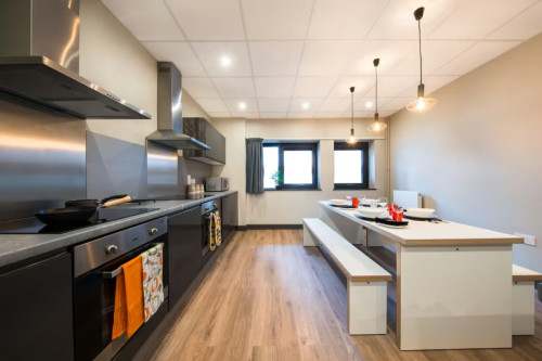 Lumis Cardiff  - Gallery -  5