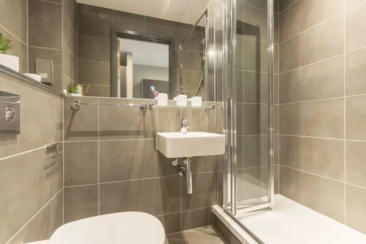  2 Bed Apartment  -  Lumis Cardiff  - Gallery -  3