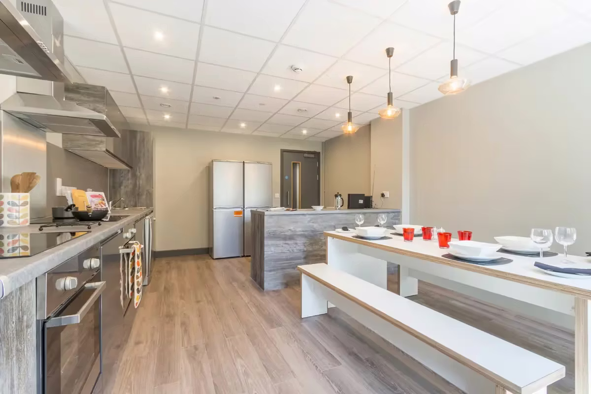  2 Bed Apartment  -  Lumis Cardiff  - Gallery -  4