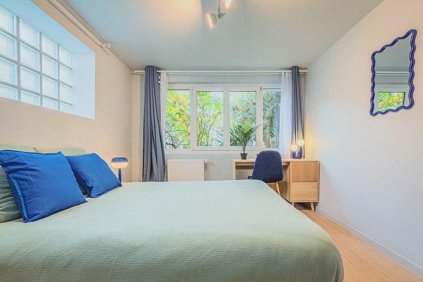 Room 4 - Auguste - Ground Floor - Charming Coliving House in Alfortville with Cozy Living Spaces & Green Courtyard - Gallery - 8