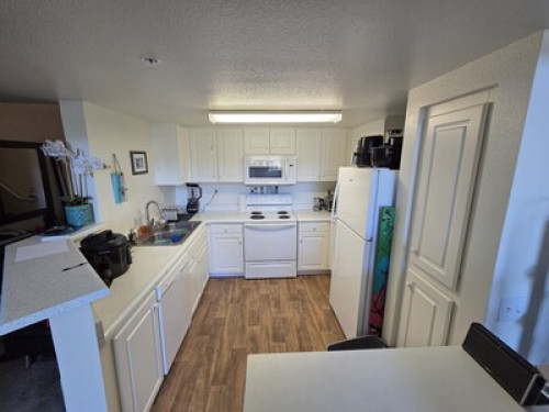 Stylish 1BR & Loft with sunset view