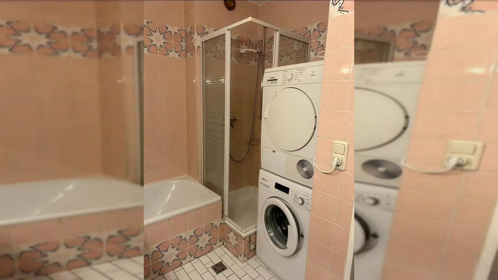  Bedroom 1  -  Room in a shared 4-bedroom apartment for rent in Munich with bills included.  - Gallery -  4