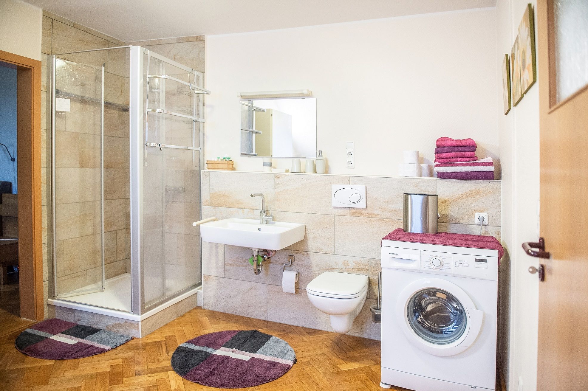 Spacious, Superbly Centrally Located Apartment Above The Rooftops Of The City Oldenburg - 3