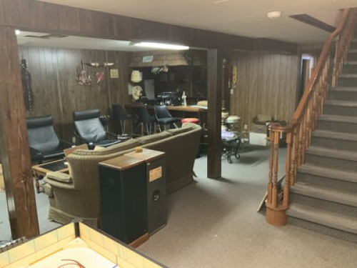 Very quiet home/room