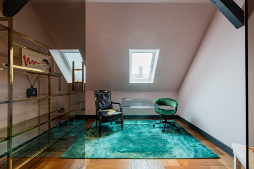 Executive Penthouse with Panoramic Terrace