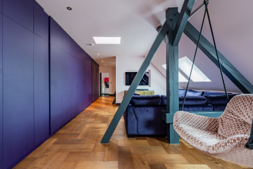 Executive Penthouse with Panoramic Terrace