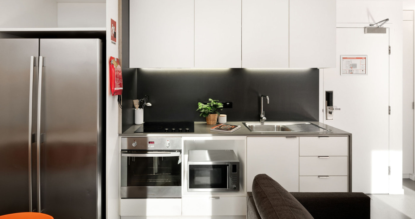 Single Bedroom – Share Bathroom - 4