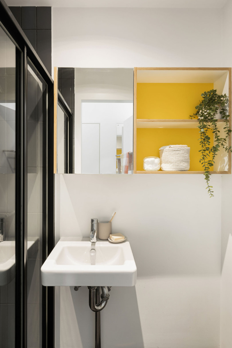  U18 5 Bedroom Male  -  Iglu Central  - Gallery -  5