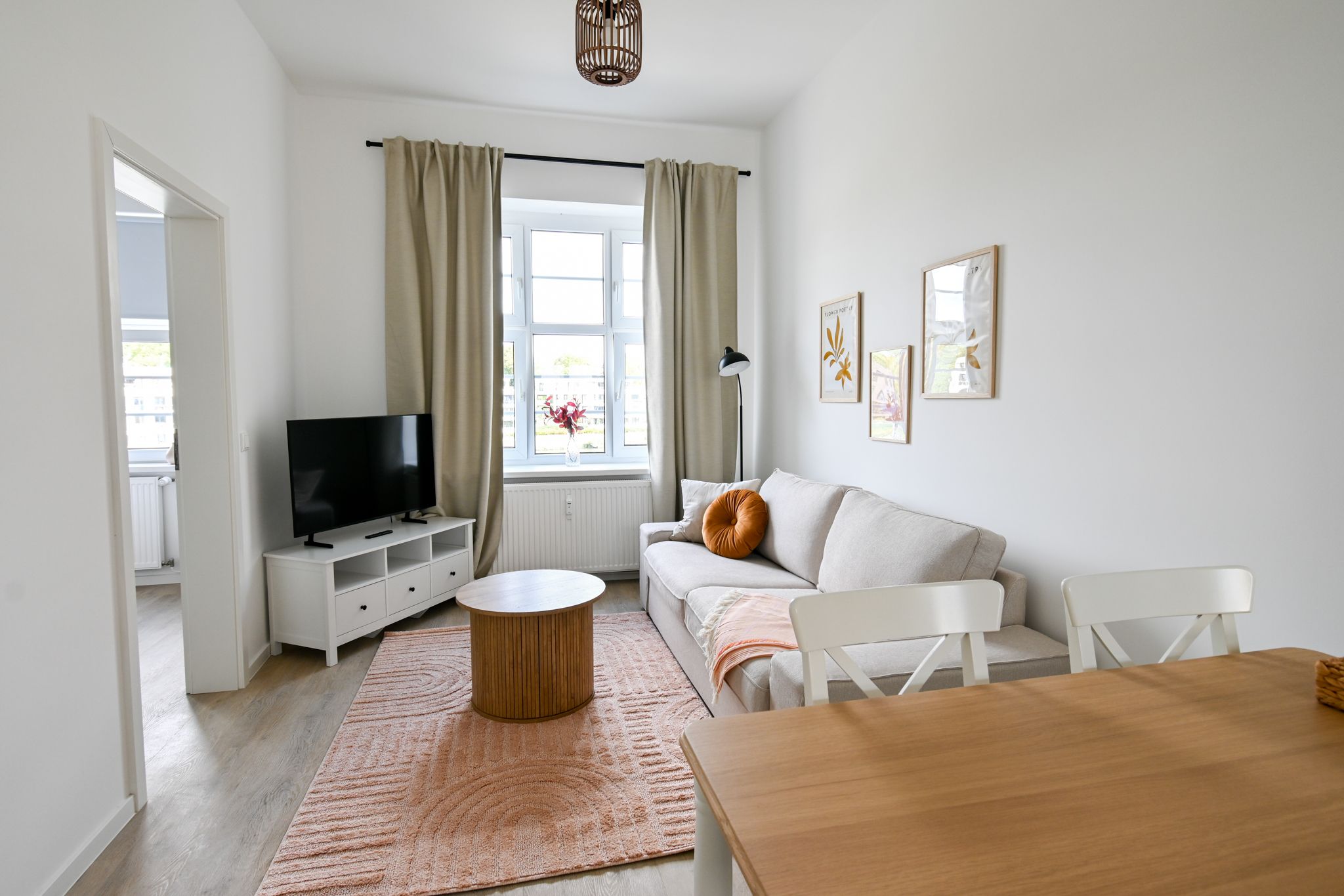++ TRAVEBLICK Steuerbord R ++ Helle 2 Zimmer Altbauwohnung In Lübecks Innenstadt ++ - 4