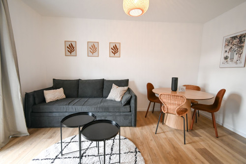 STADTOASE ++ Business- od. Ferien-Apartment mit sonniger Terasse++  - Gallery -  5