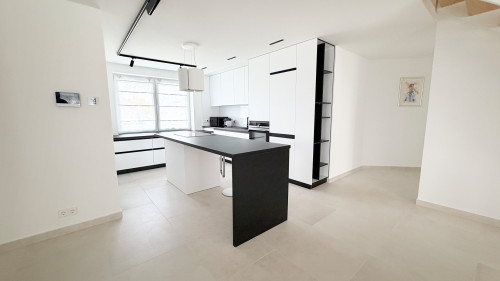 Designer apartment with 4 bedrooms, private parking, and terrace in Neumünster - Gallery - 10