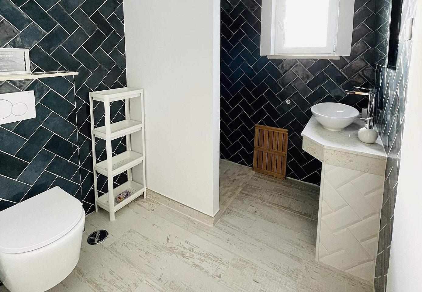  Bed In A 2-Bed Mixed Gender Room  -  Newly Renovated Coliving in the serene Olhão countryside  - Gallery -  2