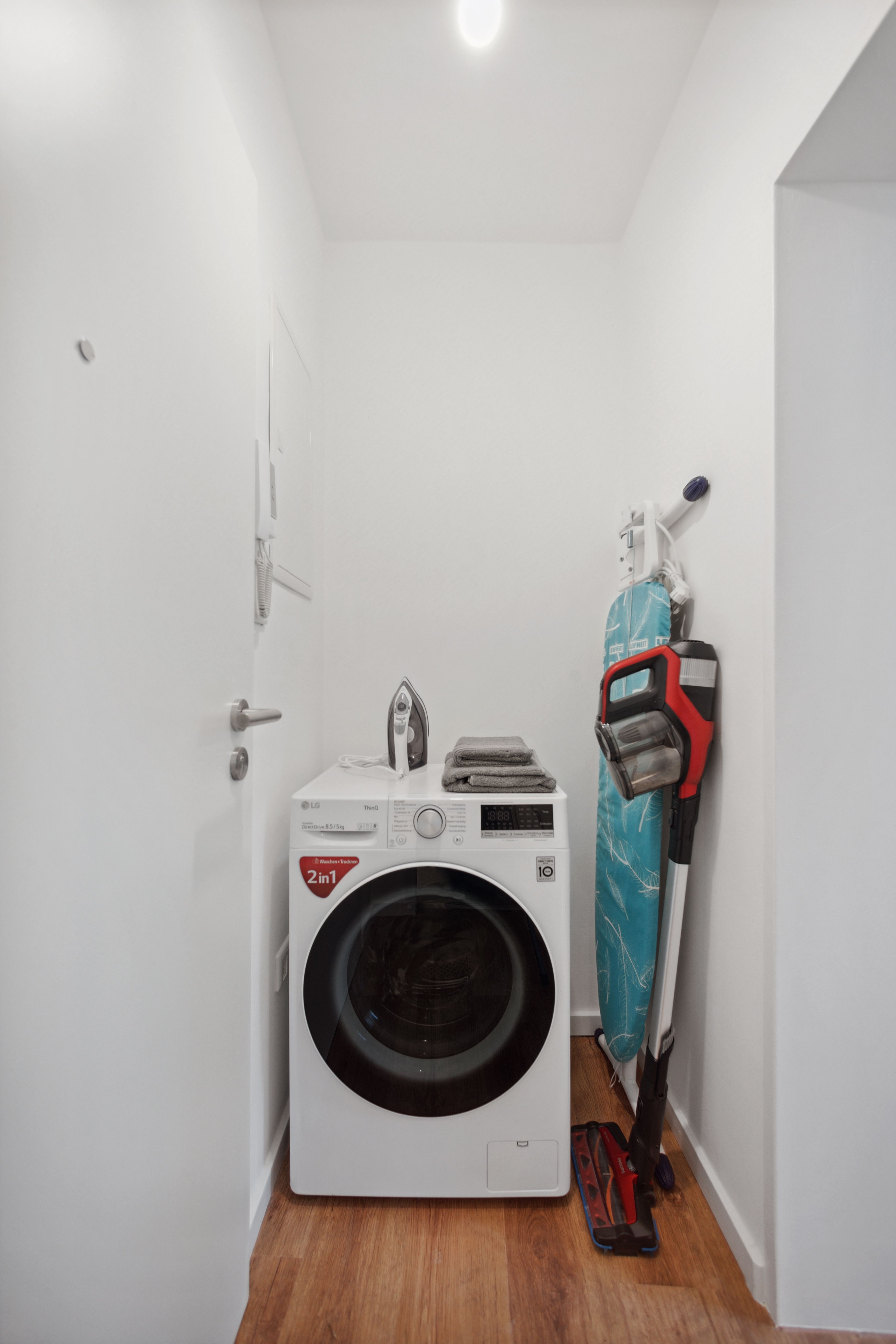 Stylish 1-Room Apartment Near Berger Straße – Fully Furnished & Ready To Move In, Central Location I - 4