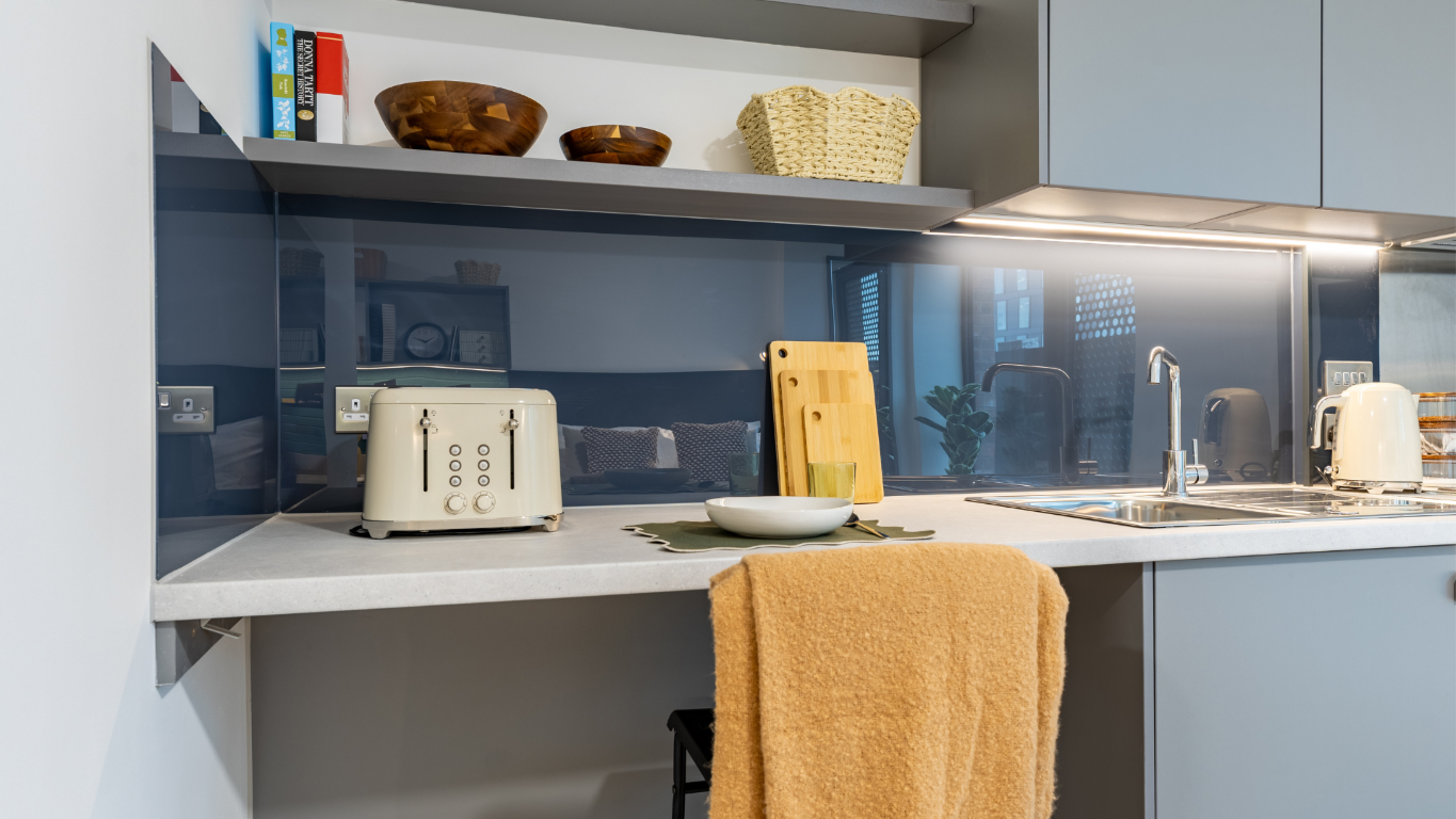  Standard Studio Upper Floor  -  Waterside  - Gallery -  4