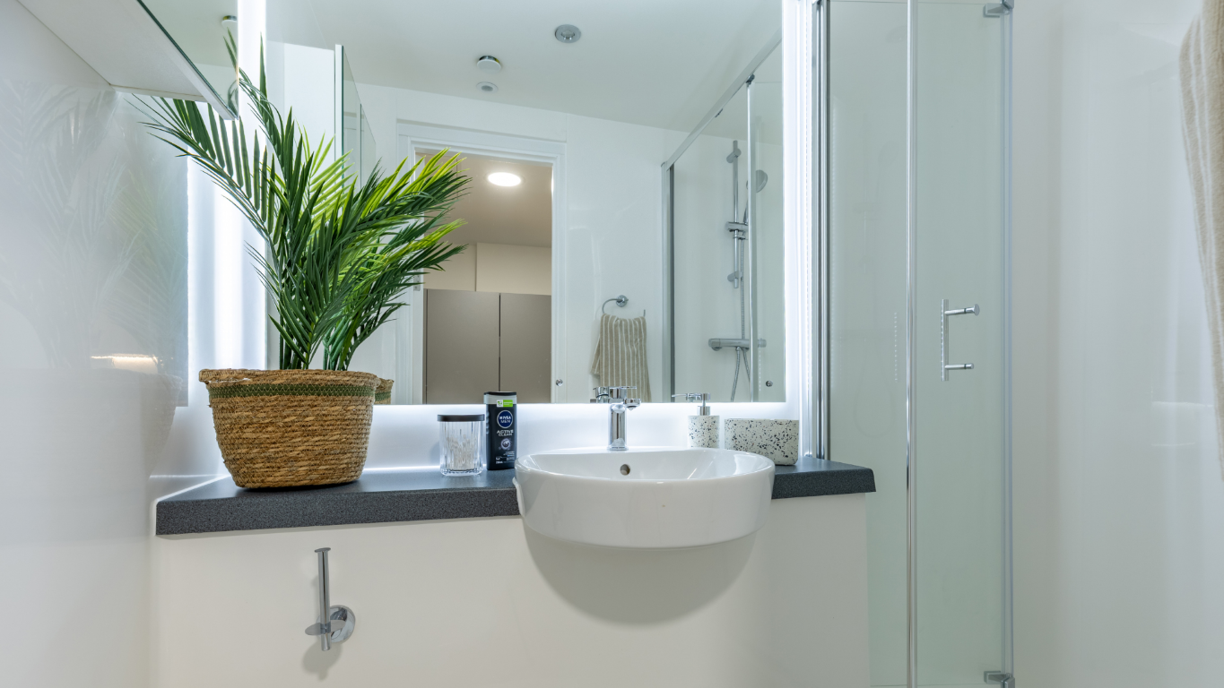  Standard Studio Upper Floor  -  Waterside  - Gallery -  6