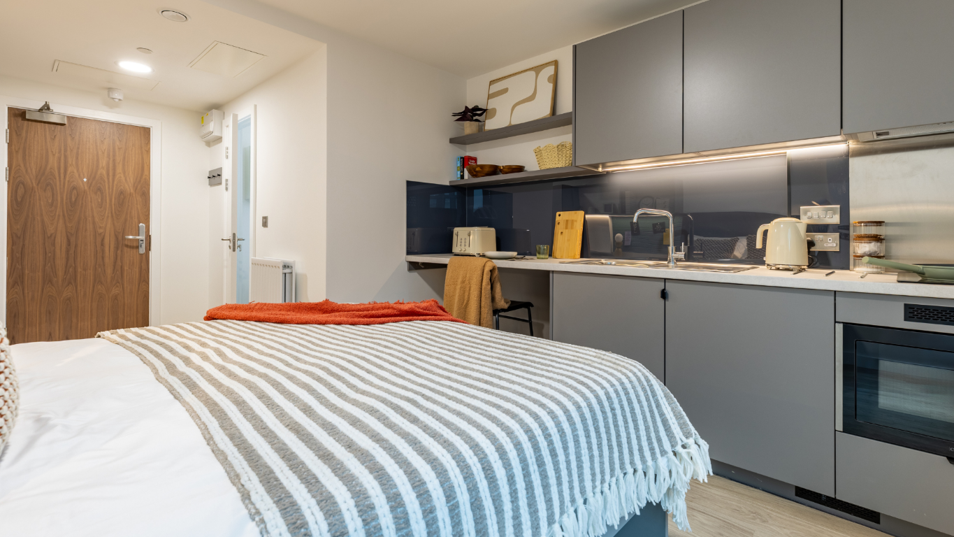  Standard Studio Upper Floor  -  Waterside  - Gallery -  7