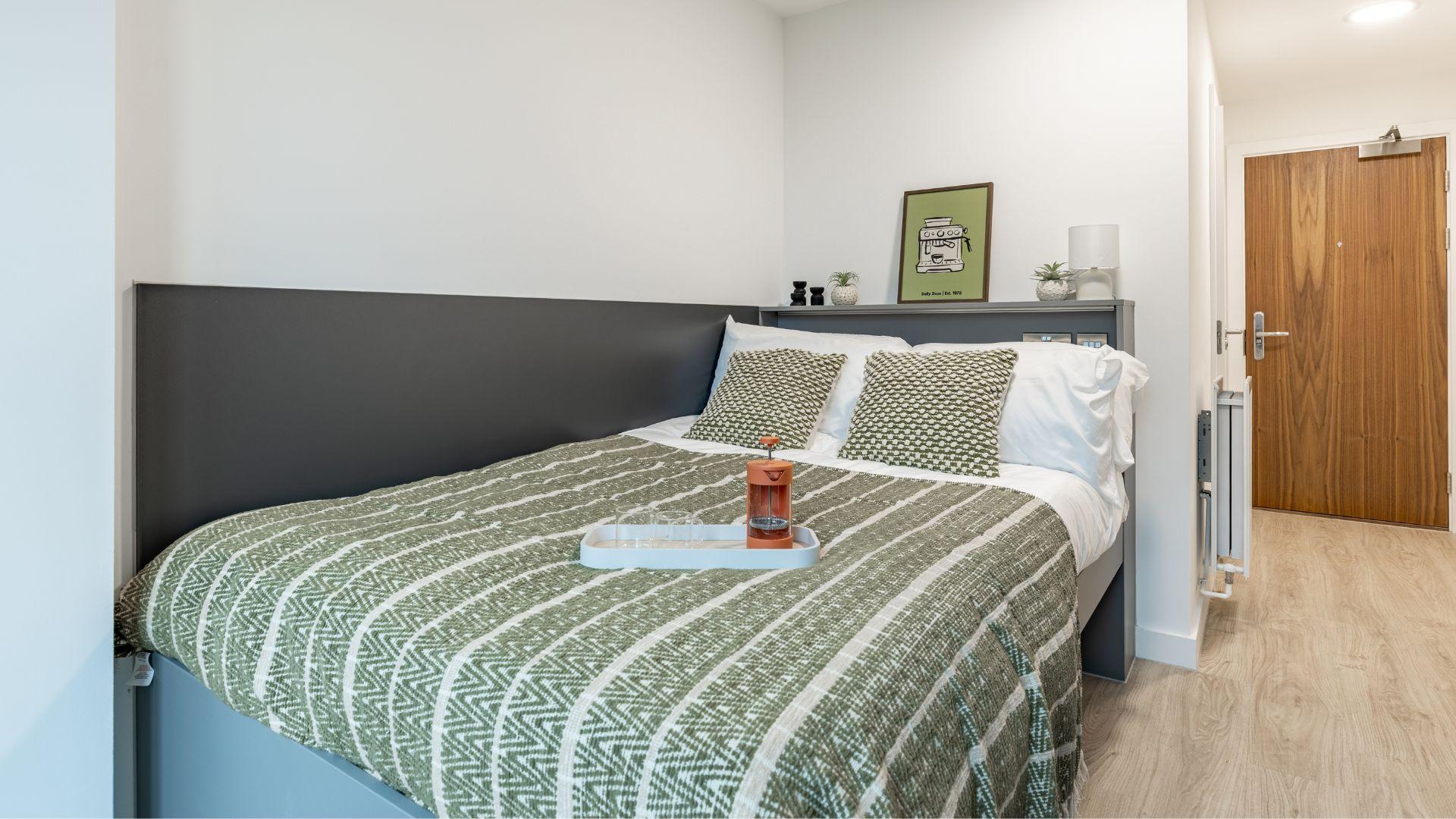 Classic 8 bed En-suite