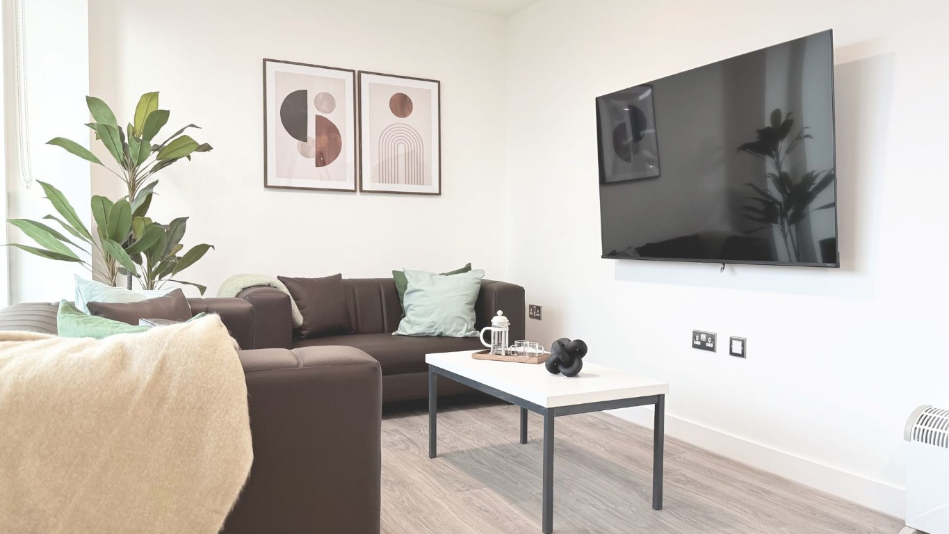  Classic 8 Bed  -  Waterside  - Gallery -  10