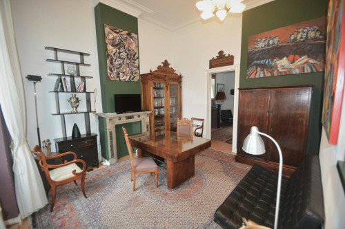 Place des Acacias, Etterbeek