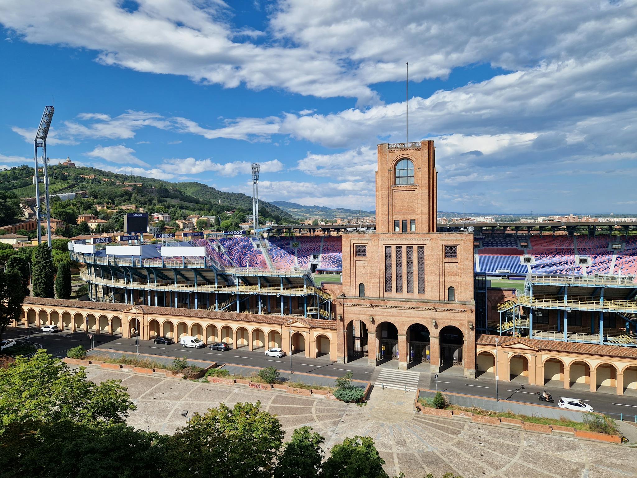 Entire Place - Piazza della Pace, Bologna - Gallery - 1