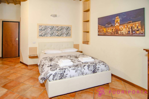 Borgo delle Colonne, Parma