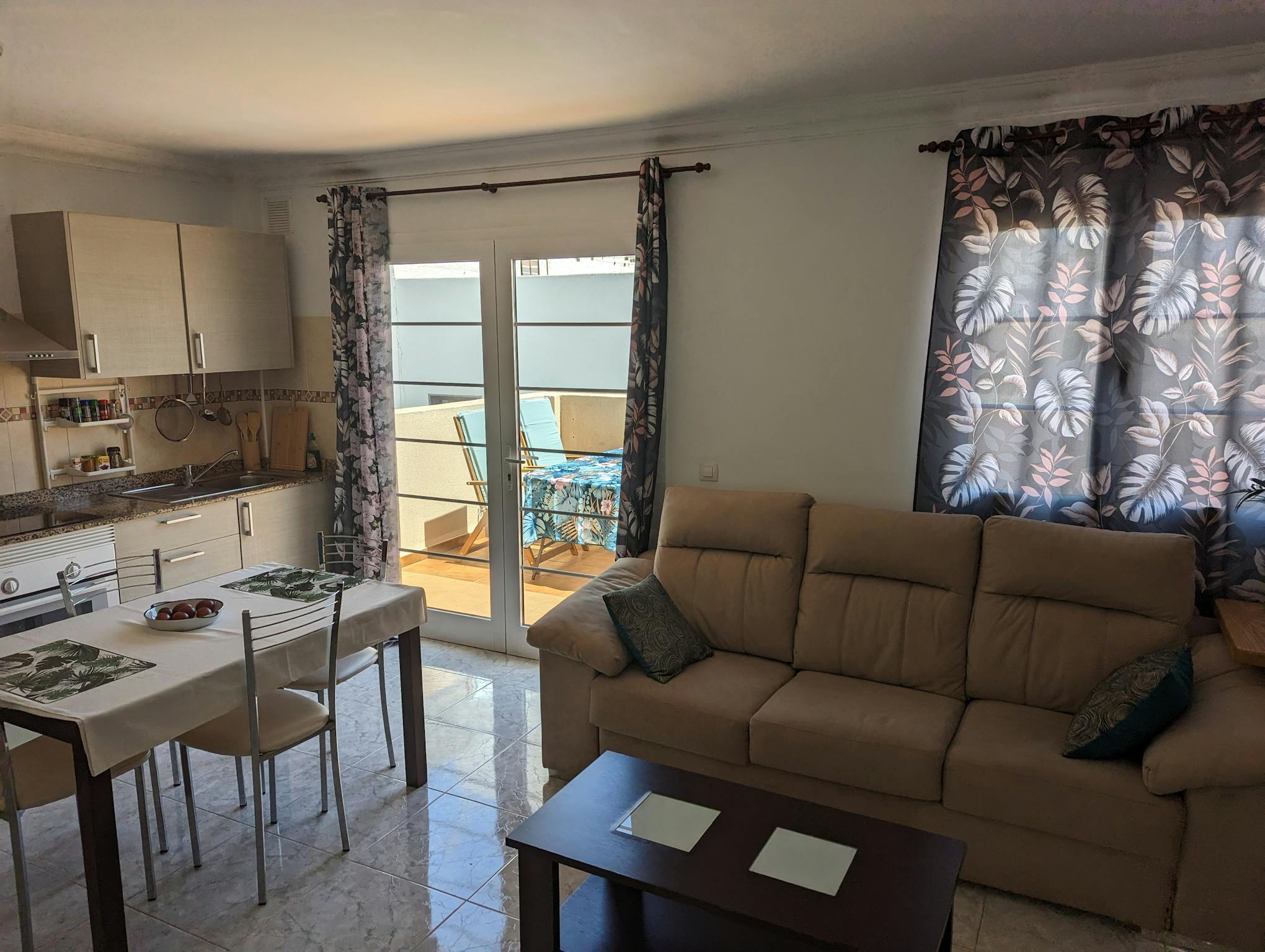  Entire Place  -  Calle Doctor Juan Negrín, Arrecife  - Gallery -  1
